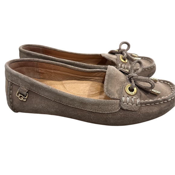 Just in to Posh C 💫| UGG Australia Eevon Slip On Beige Driving Moccasin US5 - Picture 5 of 8